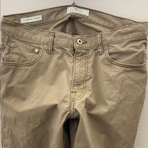 Lucky Brand Men’s Khaki Pants